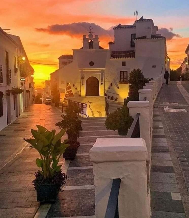 La Casa Del Barrio Casa de hóspedes Mijas Exterior foto